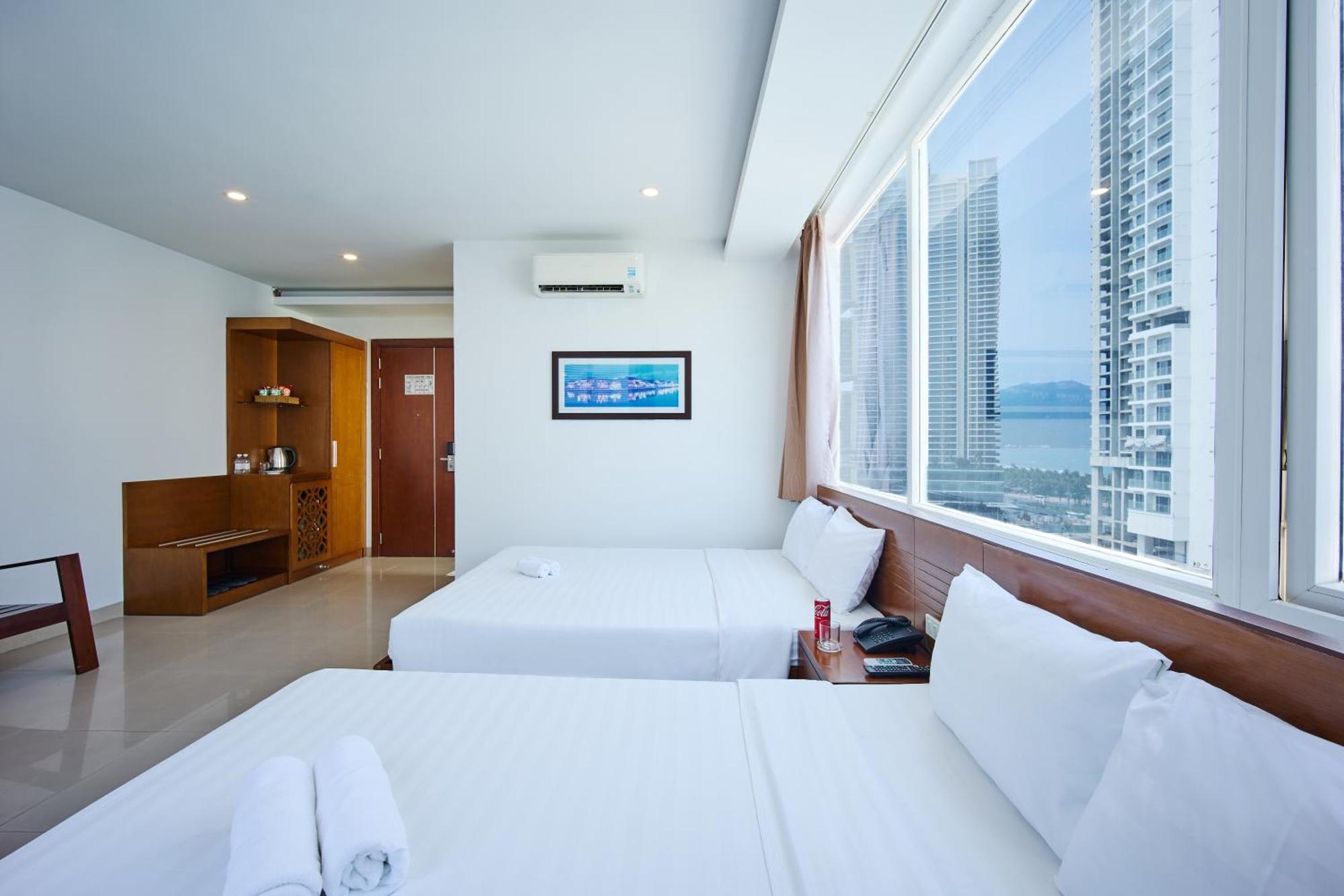 Golden Light Da Nang Hotel Extérieur photo