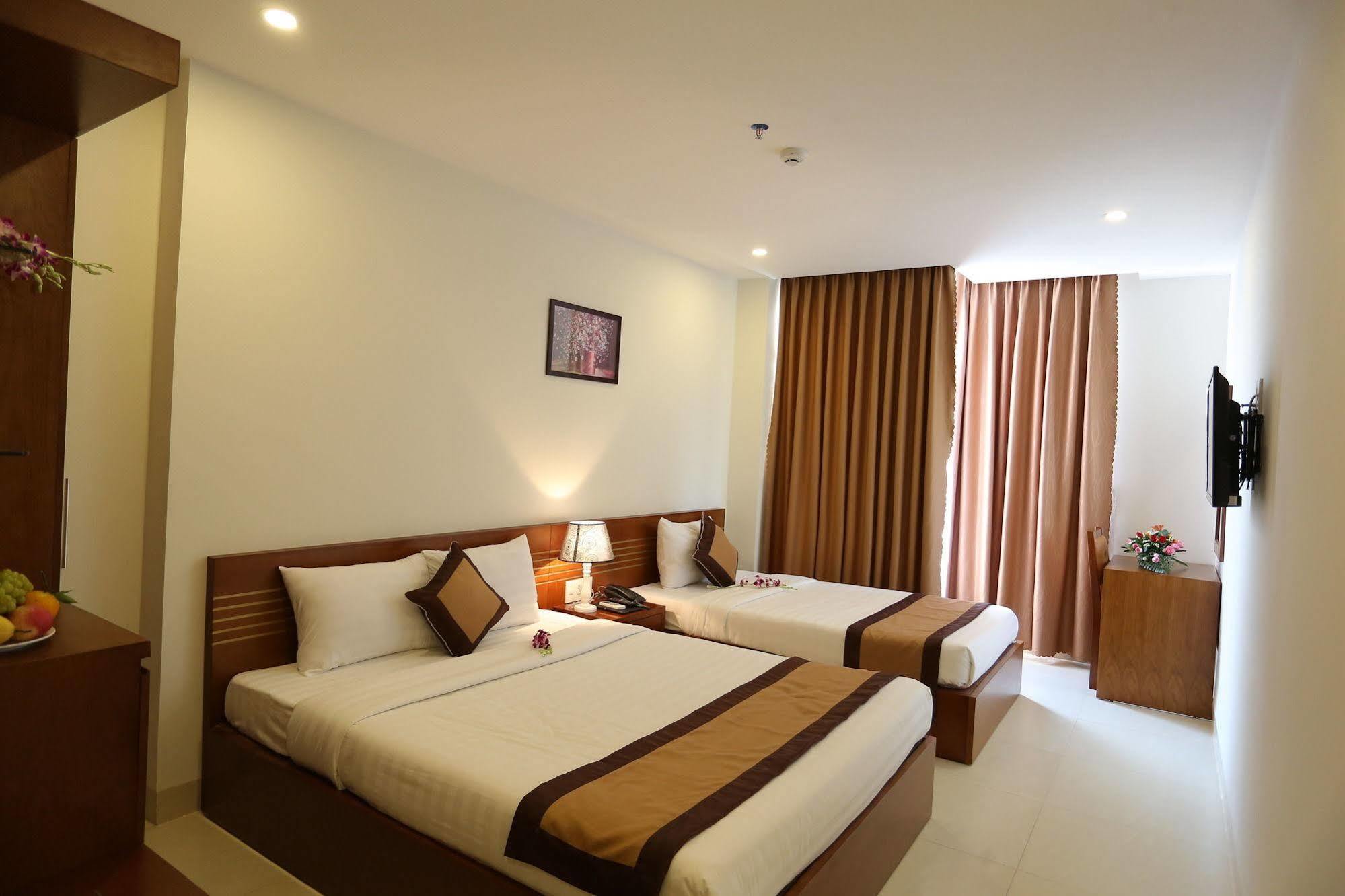 Golden Light Da Nang Hotel Extérieur photo